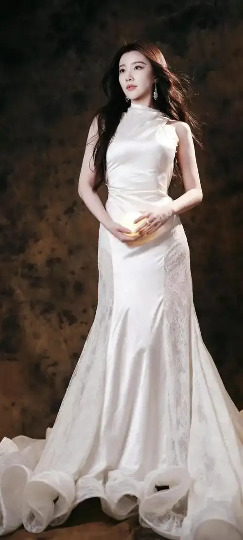 粉红直播精彩画面展示图